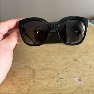 Coach sunglasses style HC8264 L1083